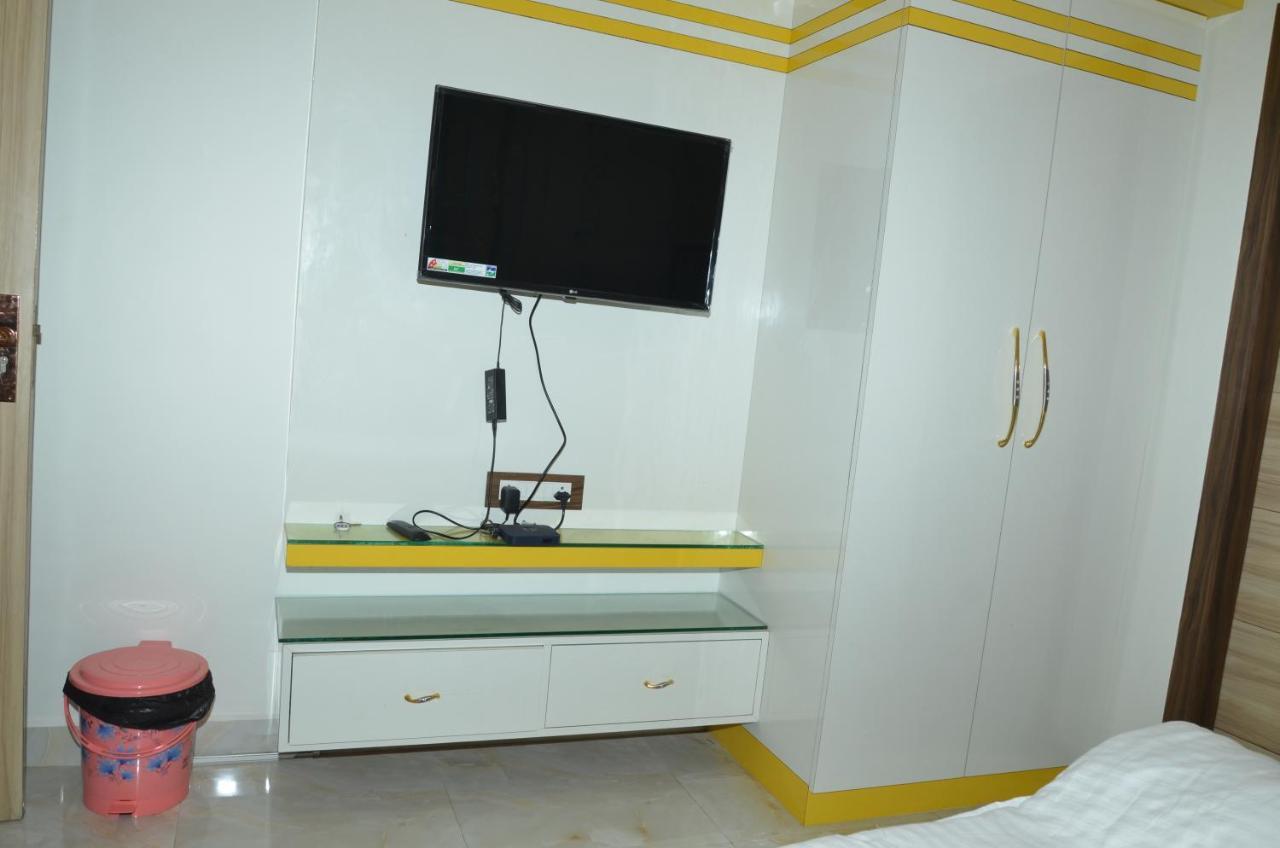 Hotel Paradise Inn Auraiya מראה חיצוני תמונה