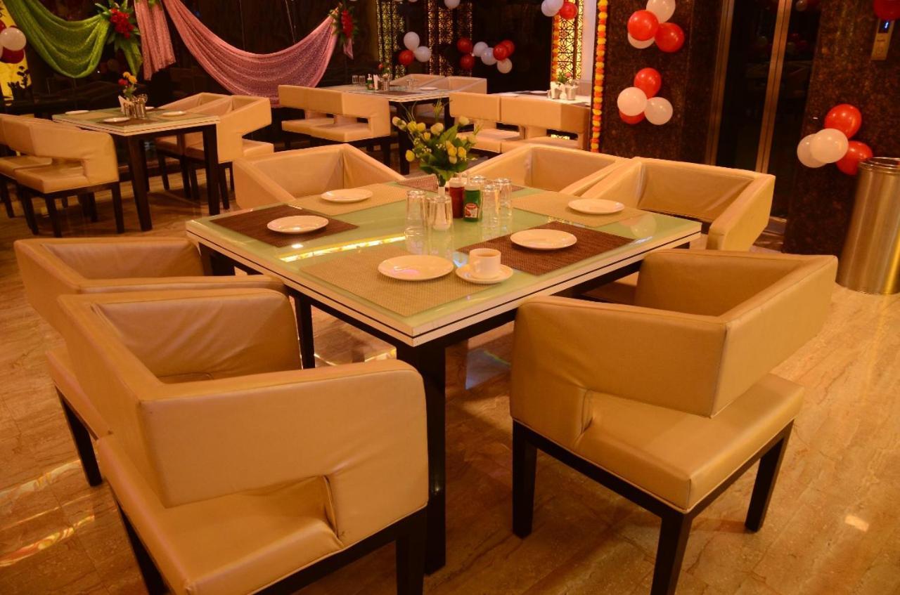 Hotel Paradise Inn Auraiya מראה חיצוני תמונה