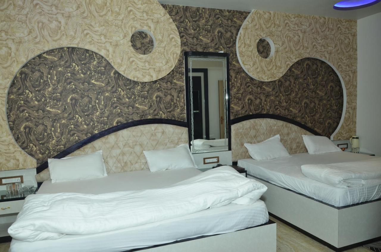 Hotel Paradise Inn Auraiya מראה חיצוני תמונה